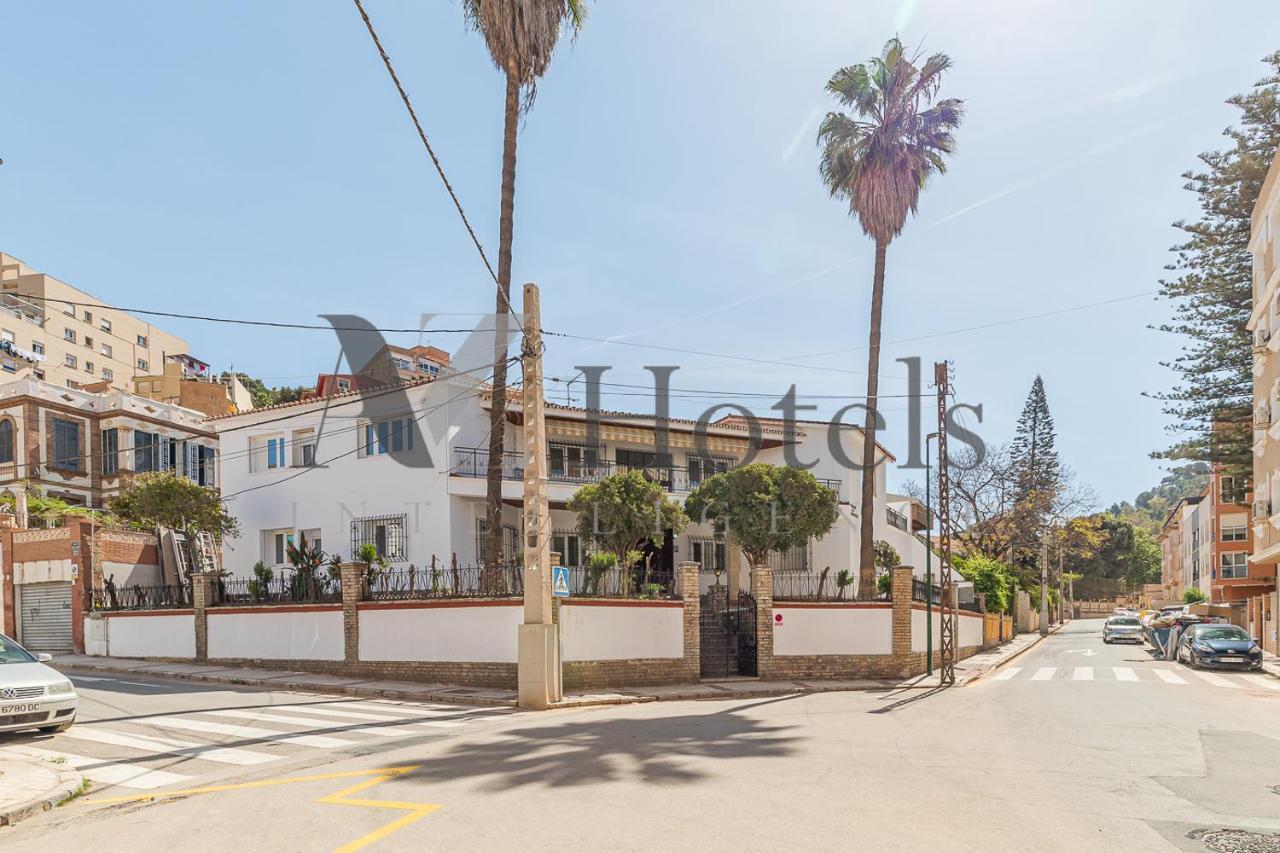 Maison d'hôtes Ayz Silvela - Auto Check-in Málaga